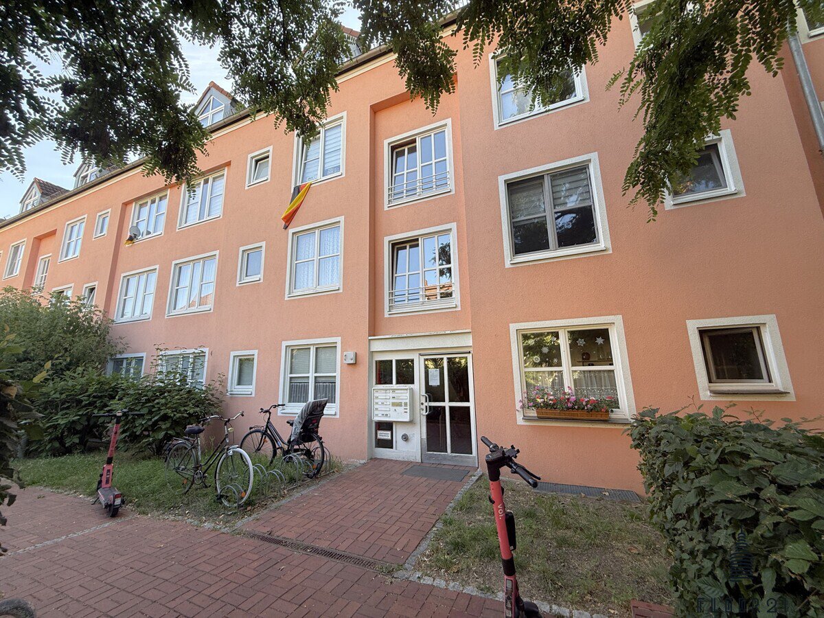 Vermietete 3-Zimmer-Wohnung mit Balkon und Tiefgaragenplatz Thumbnail 2