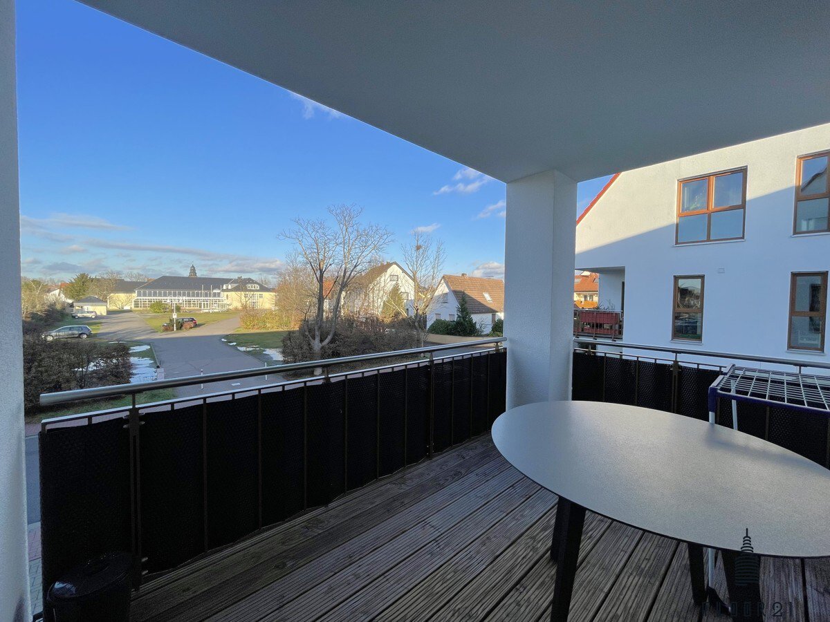 Moderne 3 Zimmer Wohnung mit 2 Tiefgaragenplätzen