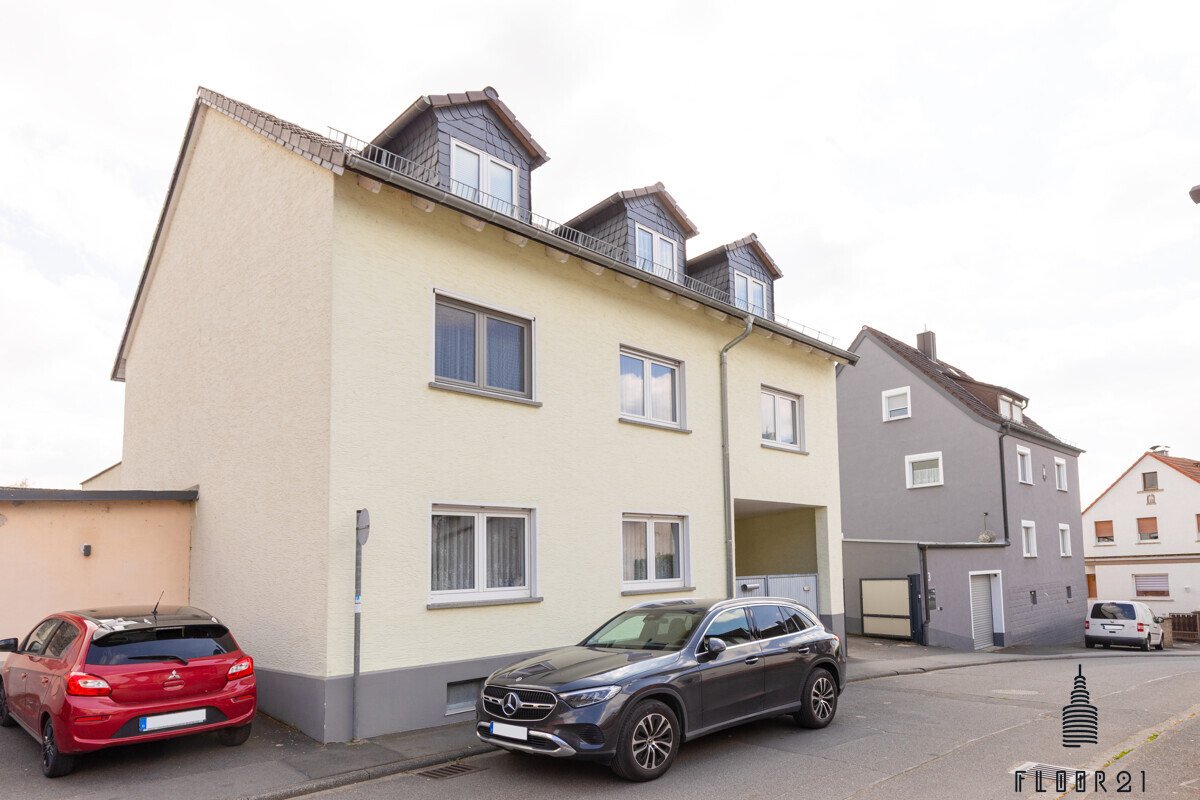 Gepflegtes 3-Familienhaus mit Ausbaupotential