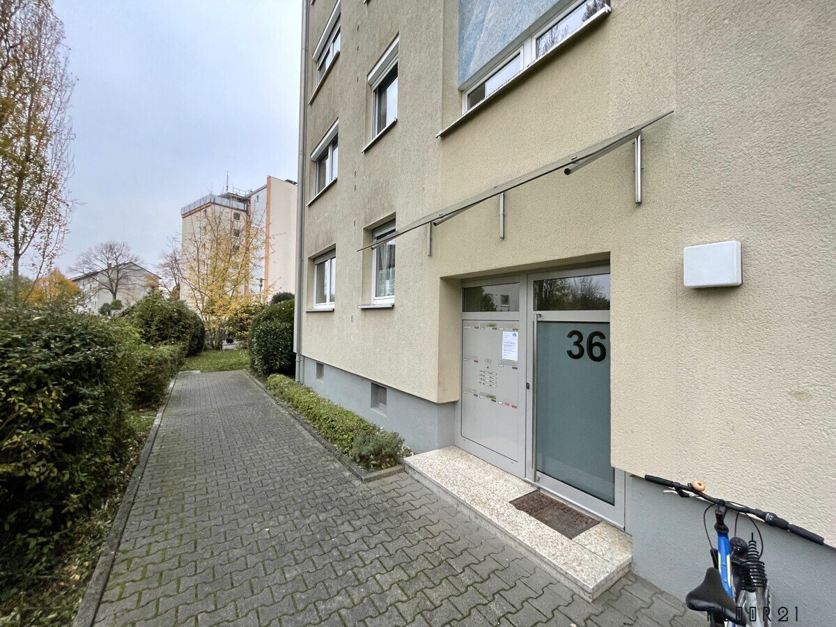 Renovierungsbedürftige Erdgeschosswohnung in Maintal / Hochstadt